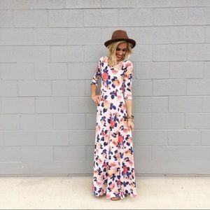 Tea n Rose 3/4 Sleeve Pink Floral Maxi Dress